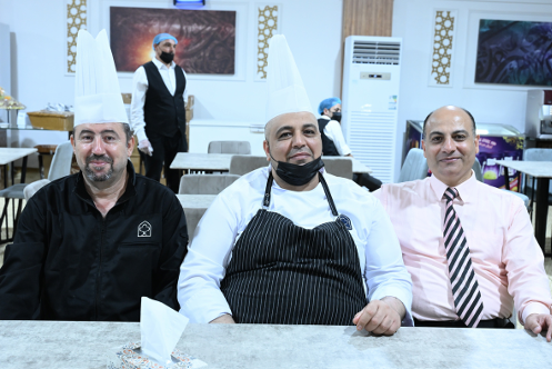 Team meeting with management and chefs